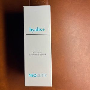 Baylis+ intensive hydrating serum